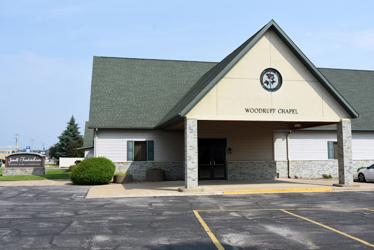 Funeral Services at Fredrickson Funeral Homes and Crematory in La Crosse, Wisconsin | FuneralHome.site Fredrickson Funeral Homes and Crematory La Crosse Wisconsin