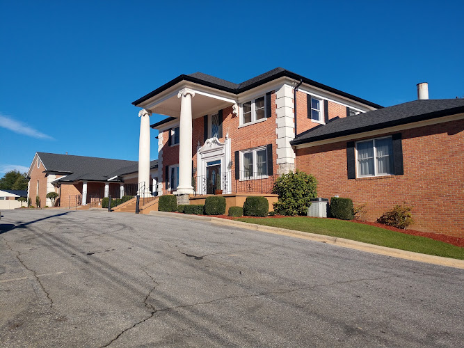 Funeral Services at Moody-Connolly Funeral Home in Brevard, North Carolina | FuneralHome.site Moody-Connolly Funeral Home Brevard North Carolina