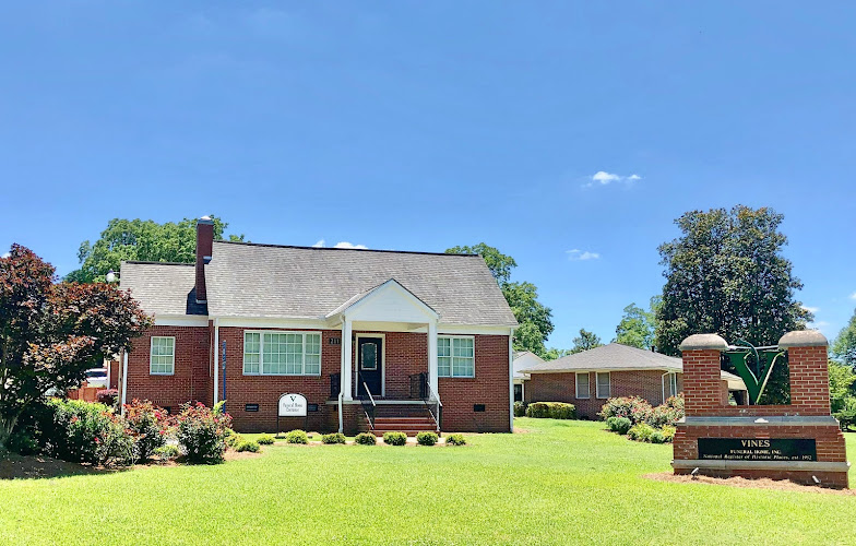 Vines Funeral Home, Inc. La Fayette Alabama