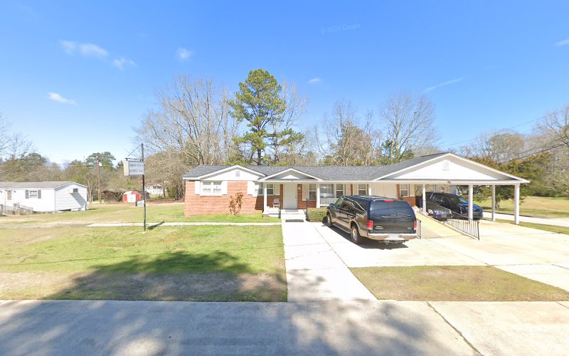 Funeral Services at Norris W Gunby Sr Funeral Home in Lincolnton, Georgia | FuneralHomes.fyi Norris W Gunby Sr Funeral Home Lincolnton Georgia