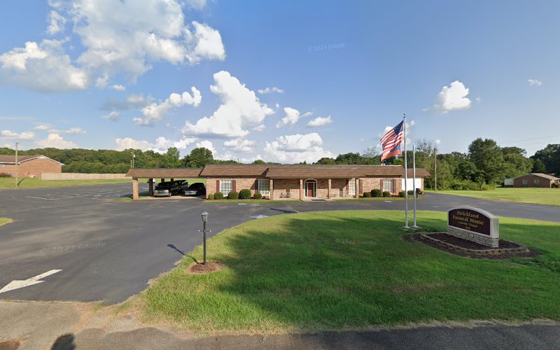 Funeral Services at Strickland Funeral Home in Lavonia, Georgia | FuneralHomes.fyi Strickland Funeral Home Lavonia Georgia