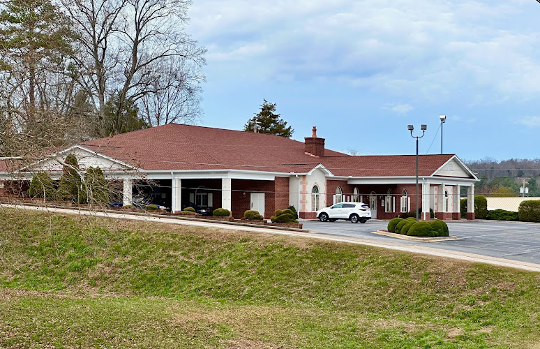 Funeral Services at Ivie Funeral Home in Murphy, North Carolina | FuneralHomes.fyi Ivie Funeral Home Murphy North Carolina