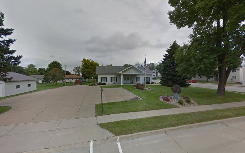 Funeral Services at Reiff Funeral Homes Services in Epworth, Iowa | FuneralHomes.fyi Reiff Funeral Homes Services Epworth Iowa