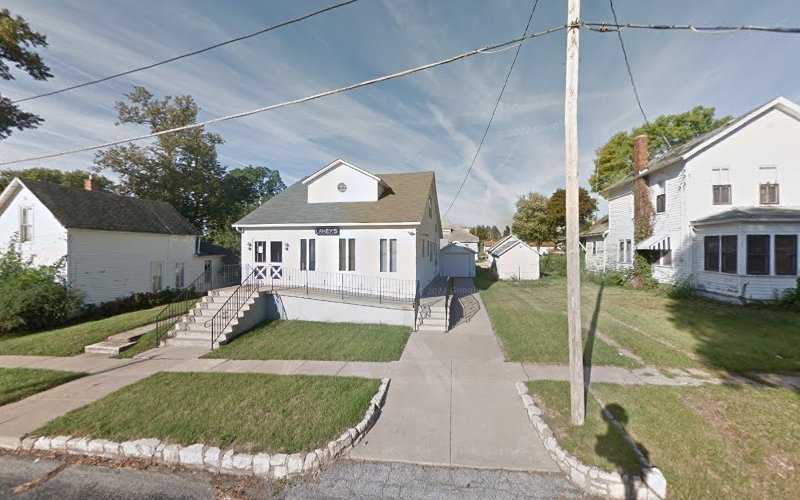 Funeral Services at Lahey Funeral & Cremation Services in Oxford Junction, Iowa | FuneralHomes.fyi Lahey Funeral & Cremation Services Oxford Junction Iowa