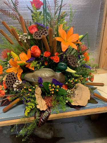 Funeral Services at Double R Florist and Gifts and The Boutique @ Double R in Jacksonville, Arkansas | FuneralHomes.fyi Double R Florist and Gifts and The Boutique @ Double R Jacksonville Arkansas