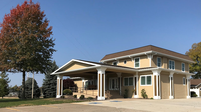 Funeral Services at King-Lynk Funeral Home Inc in Fort Madison, Iowa | FuneralHomes.fyi King-Lynk Funeral Home Inc Fort Madison Iowa