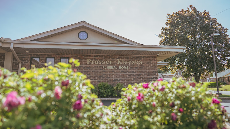 Prasser Kleczka Funeral Home Milwaukee Wisconsin