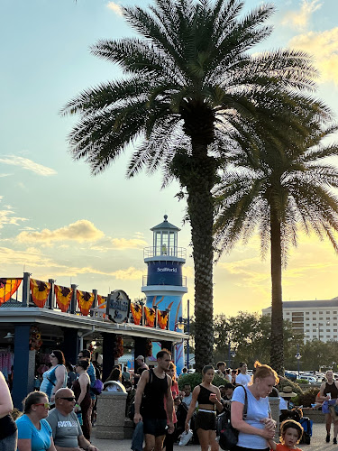 Funeral Services at Funeraria in New York, New York | FuneralHomes.fyi Funeraria New York New York