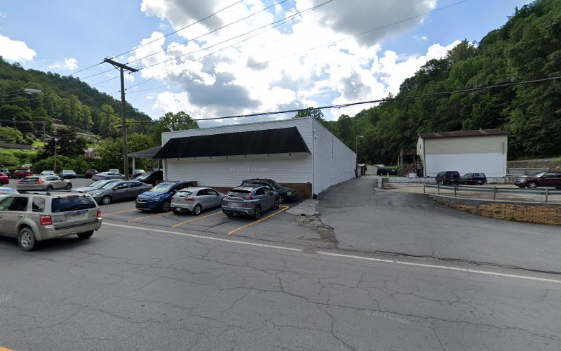 Funeral Services at Fanning Funeral Home in Welch, West Virginia | FuneralHomes.fyi Fanning Funeral Home Welch West Virginia