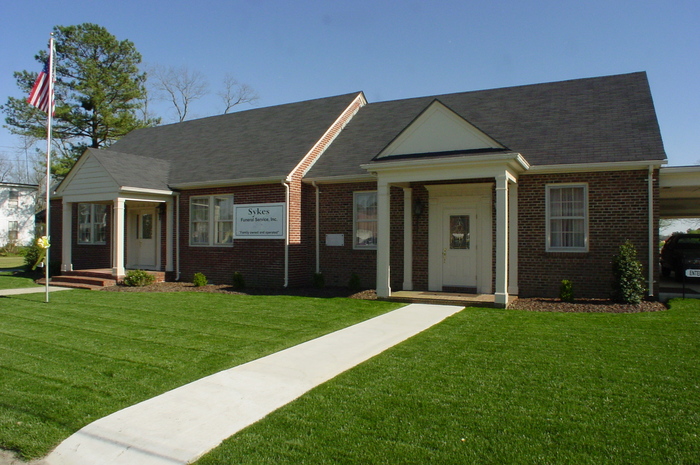 Funeral Services at Garrett-Sykes Funeral Service in Rich Square, North Carolina | FuneralHomes.fyi Garrett-Sykes Funeral Service Rich Square North Carolina