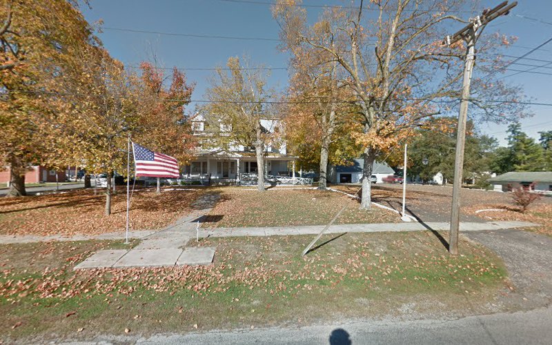 Funeral Services at Coonrod Airsman-Hires Funeral in Winchester, Illinois | FuneralHomes.fyi Coonrod Airsman-Hires Funeral Winchester Illinois