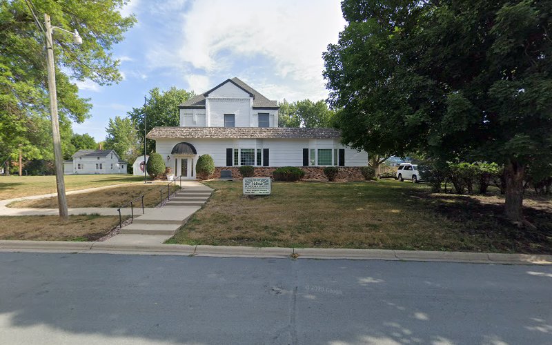 Funeral Services at Paul – McBride Funeral Chapel in Norwood Young America, Minnesota | FuneralHomes.fyi Paul – McBride Funeral Chapel Norwood Young America Minnesota