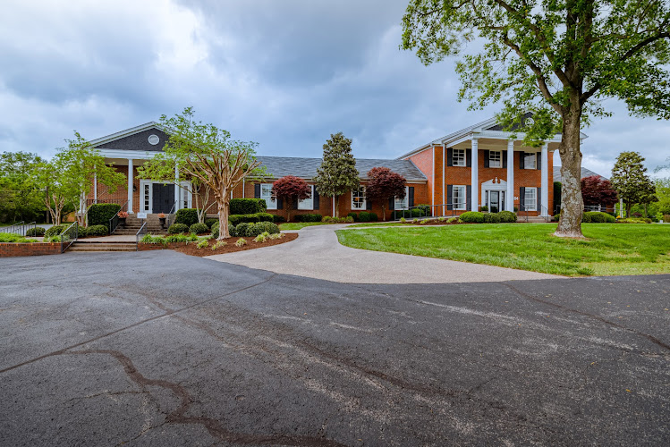 Funeral Services at Alexander Funeral Home & Cremation Center in Gallatin, Tennessee | FuneralHomes.fyi Alexander Funeral Home & Cremation Center Gallatin Tennessee