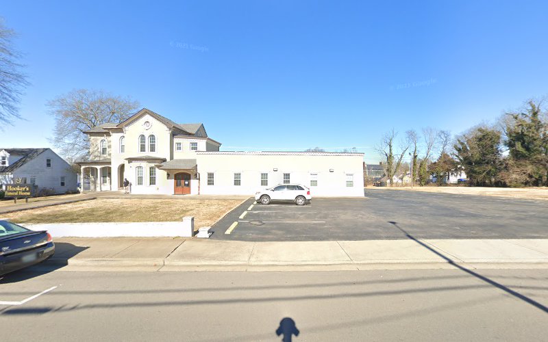 Hooker’s Funeral Home Clarksville Tennessee