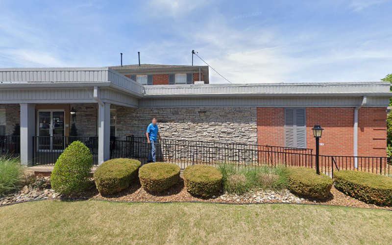 Funeral Services at Alexander Funeral Home in Lafayette, Tennessee | FuneralHomes.fyi Alexander Funeral Home Lafayette Tennessee