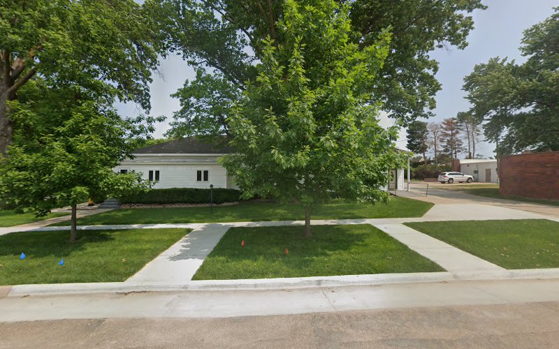 Funeral Services at Ward Funeral Home in Washington, Kansas | FuneralHomes.fyi Ward Funeral Home Washington Kansas