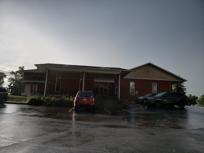 Funeral Services at Vinyard Funeral Home in Festus, Missouri | FuneralHomes.fyi Vinyard Funeral Home Festus Missouri