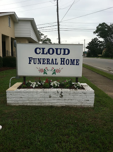 Funeral Services at Cloud Funeral Home in Cairo, Georgia | FuneralHomes.fyi Cloud Funeral Home Cairo Georgia