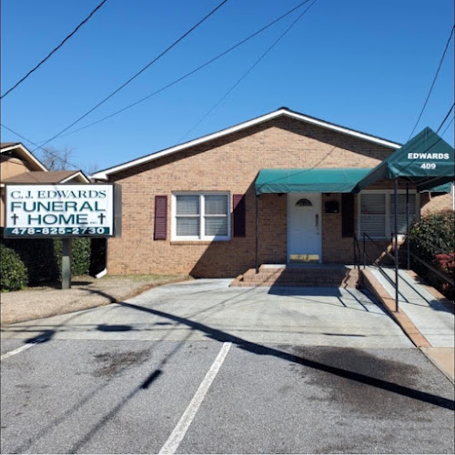 Funeral Services at C J Edwards Funeral Home Inc in Fort Valley, Georgia | FuneralHomes.fyi C J Edwards Funeral Home Inc Fort Valley Georgia