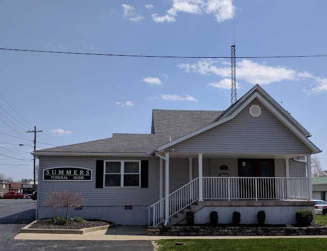 Funeral Services at Summers Funeral Home in WSHNGTN CT HS, Ohio | FuneralHomes.fyi Summers Funeral Home WSHNGTN CT HS Ohio