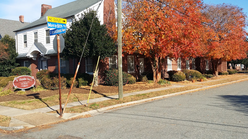 Funeral Services at R Hayden Smith Funeral Home and Cremation Services in Hampton, Virginia | FuneralHomes.fyi R Hayden Smith Funeral Home and Cremation Services Hampton Virginia