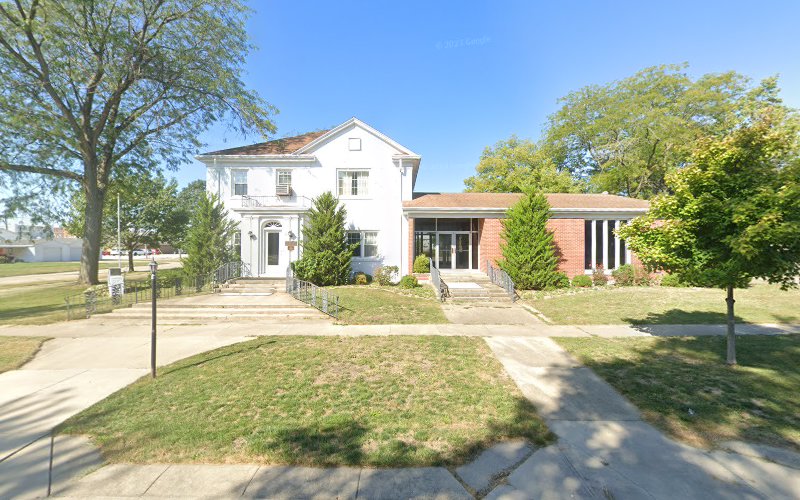 Funeral Services at Lamb-Young Funeral Home in Gibson City, Illinois | FuneralHomes.fyi Lamb-Young Funeral Home Gibson City Illinois