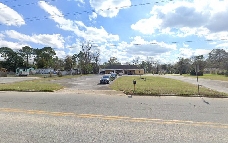 Funeral Services at J L Litman Memorial Funeral Home in Albany, Georgia | FuneralHomes.fyi J L Litman Memorial Funeral Home Albany Georgia