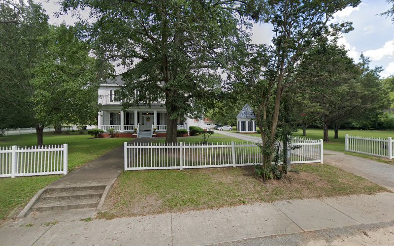 Funeral Services at Davis Funeral Homes Inc in Ridge Spring, South Carolina | FuneralHomes.fyi Davis Funeral Homes Inc Ridge Spring South Carolina