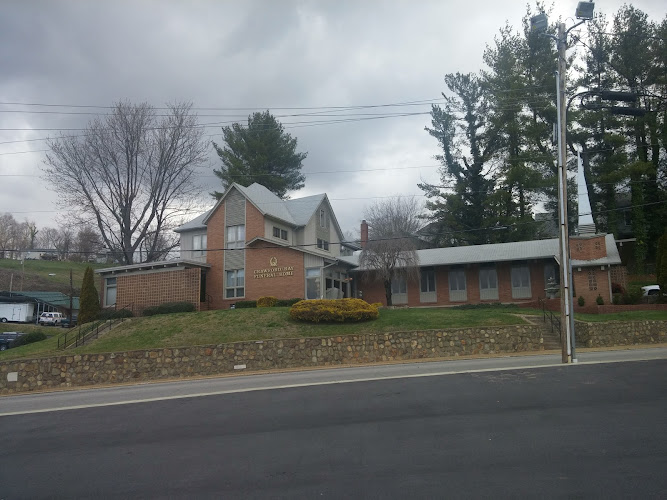 Funeral Services at Crawford / Ray Funeral Home, Cremation Services and Memorial Gardens Inc in Canton, North Carolina | FuneralHomes.fyi Crawford / Ray Funeral Home, Cremation Services and Memorial Gardens Inc Canton North Carolina