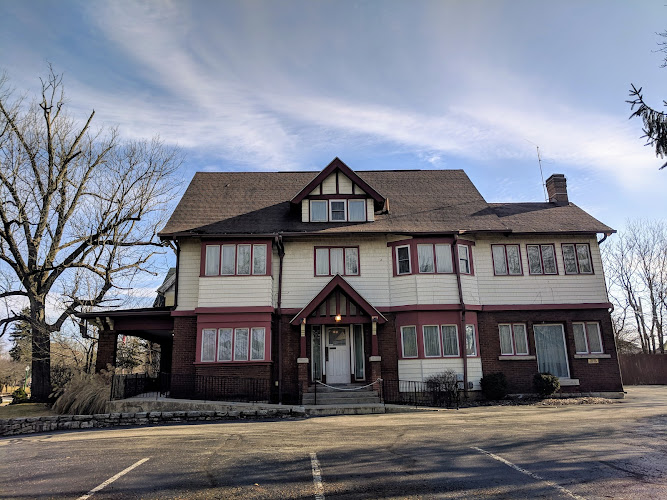 Funeral Services at Kinley Funeral Home in Springfield, Ohio | FuneralHomes.fyi Kinley Funeral Home Springfield Ohio