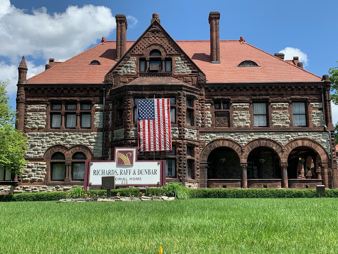 Funeral Services at Richards, Raff & Dunbar Memorial Home in Springfield, Ohio | FuneralHomes.fyi Richards, Raff & Dunbar Memorial Home Springfield Ohio