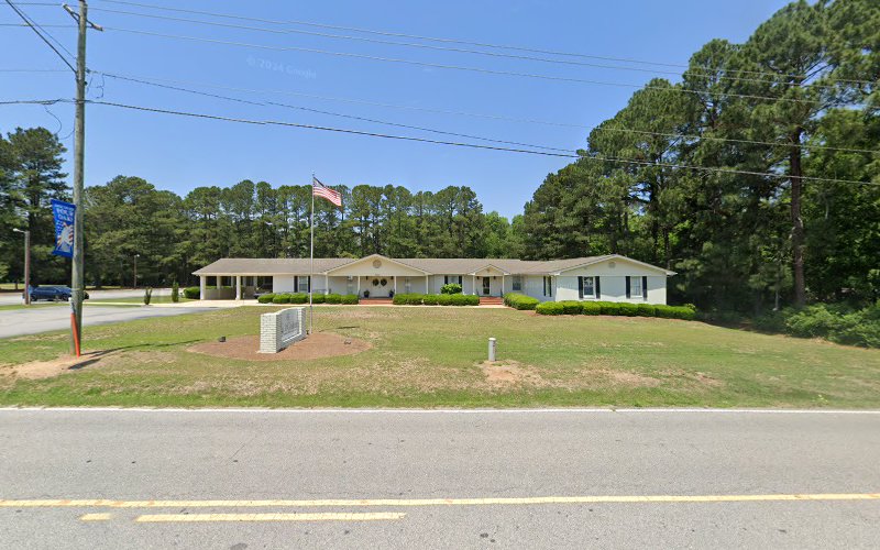 Funeral Services at Rose & Graham Funeral Home in Four Oaks, North Carolina | FuneralHomes.fyi Rose & Graham Funeral Home Four Oaks North Carolina