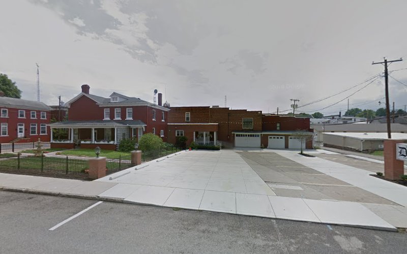 Funeral Services at Dodds Funeral Home in Carrollton, Ohio | FuneralHomes.fyi Dodds Funeral Home Carrollton Ohio