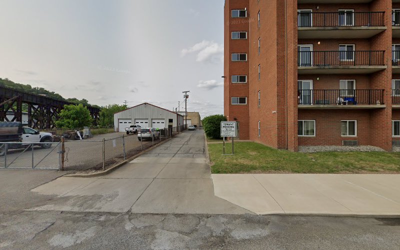 Funeral Services at Used Cloth expert in Bellaire, Ohio | FuneralHomes.fyi Used Cloth expert Bellaire Ohio