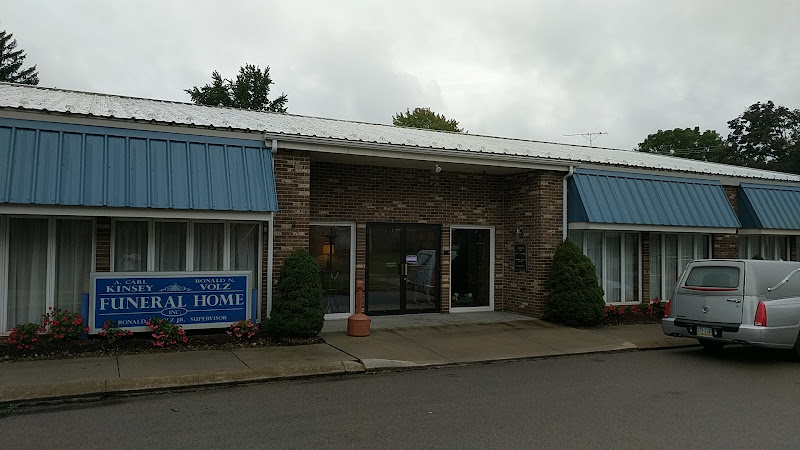 Funeral Services at Kinsey & Volz Funeral Home in Zelienople, Pennsylvania | FuneralHomes.fyi Kinsey & Volz Funeral Home Zelienople Pennsylvania