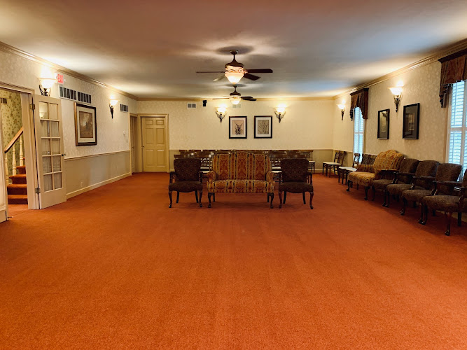 Funeral Services at Snyder Funeral Homes, Lindsey Chapel in Loudonville, Ohio | FuneralHomes.fyi Snyder Funeral Homes, Lindsey Chapel Loudonville Ohio