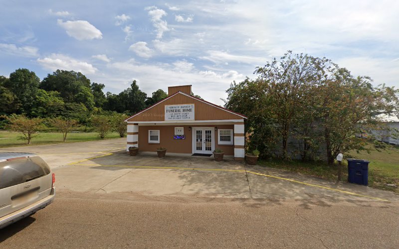 Serenity-Daniels Funeral Home Water Valley Mississippi