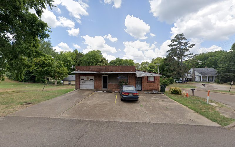 McGhee andSon Funeral Home Holly Springs Mississippi