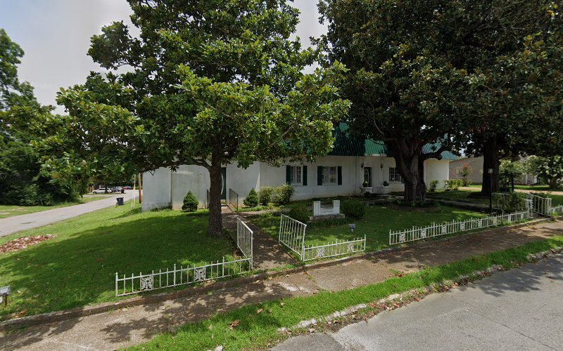 Funeral Services at Corinthian Funeral Home in Corinth, Mississippi | FuneralHomes.fyi Corinthian Funeral Home Corinth Mississippi