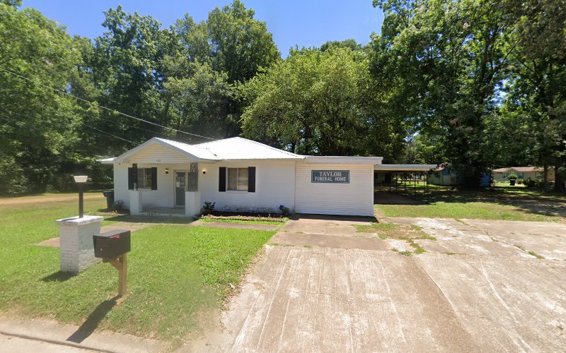 Funeral Services at David Taylor Funeral Home in Batesville, Mississippi | FuneralHomes.fyi David Taylor Funeral Home Batesville Mississippi