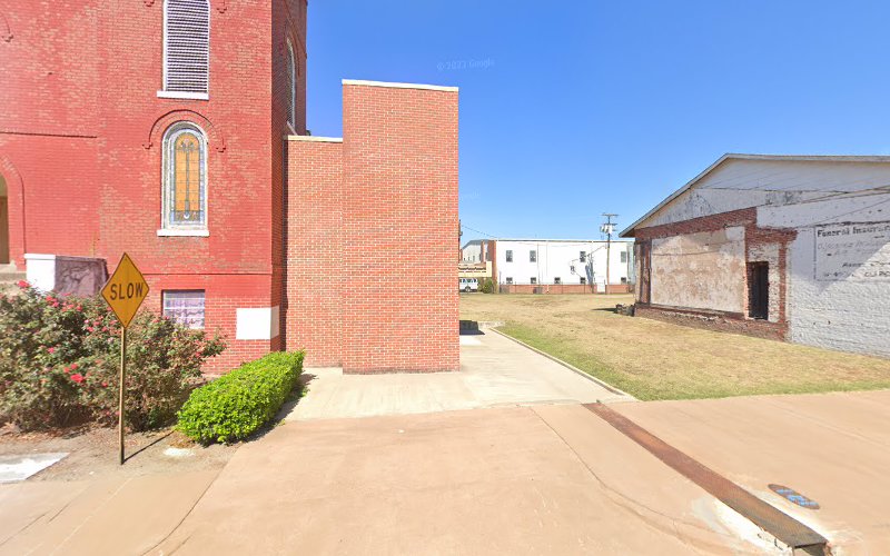 Funeral Services at Stringer Redmon Funeral Home in Clarksdale, Mississippi | FuneralHomes.fyi Stringer Redmon Funeral Home Clarksdale Mississippi