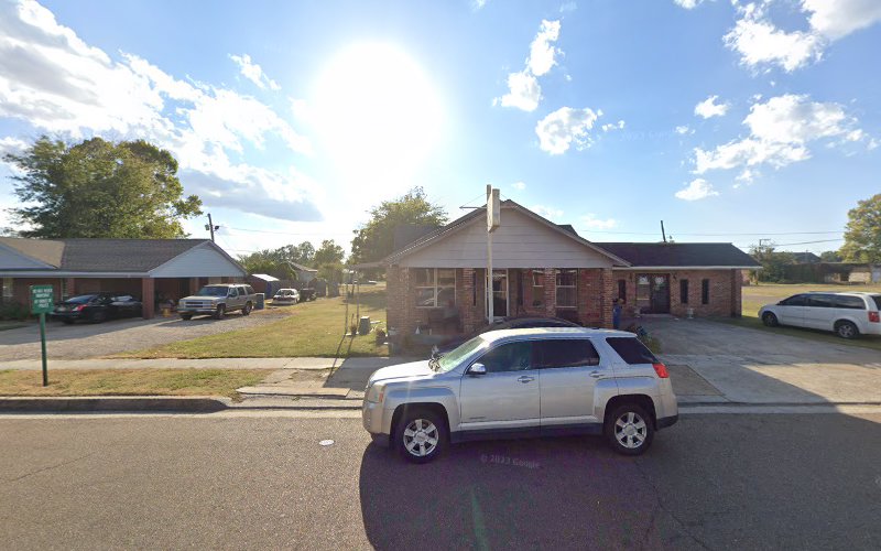 Funeral Services at Royal Funeral System in Clarksdale, Mississippi | FuneralHomes.fyi Royal Funeral System Clarksdale Mississippi