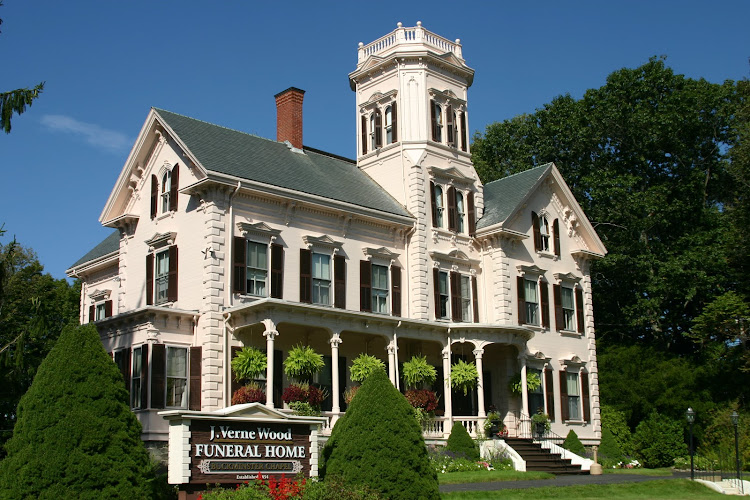 Funeral Services at J Verne Wood Funeral Home – Buckminster Chapel in Portsmouth, New Hampshire | FuneralHomes.fyi J Verne Wood Funeral Home – Buckminster Chapel Portsmouth New Hampshire