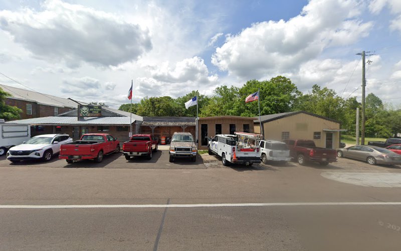 Funeral Services at Jones Funeral Home in Ellisville, Mississippi | FuneralHomes.fyi Jones Funeral Home Ellisville Mississippi