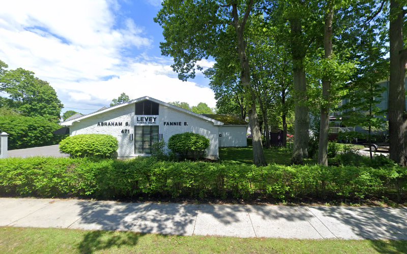 Funeral Services at Jewish Funeral Home in Portland, Maine | FuneralHomes.fyi Jewish Funeral Home Portland Maine