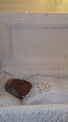 Funeral Services at Redmon Funeral Home in Greenville, Mississippi | FuneralHomes.fyi Redmon Funeral Home Greenville Mississippi