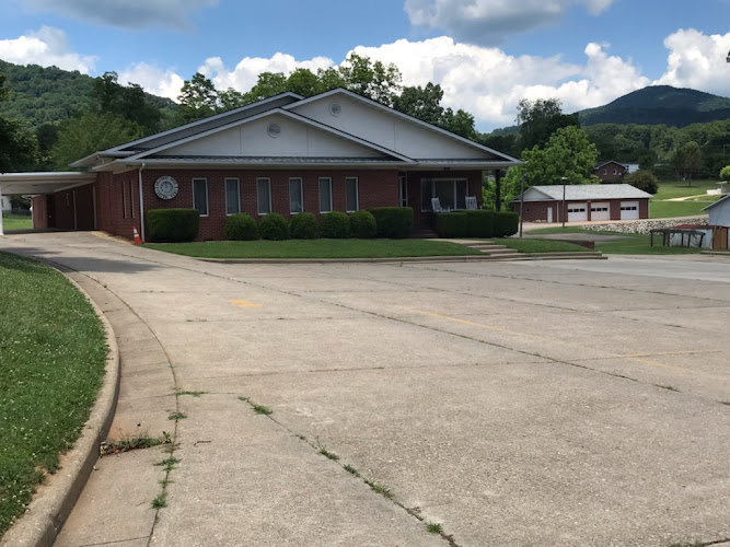 Holcombe Brothers Funeral Home Burnsville North Carolina