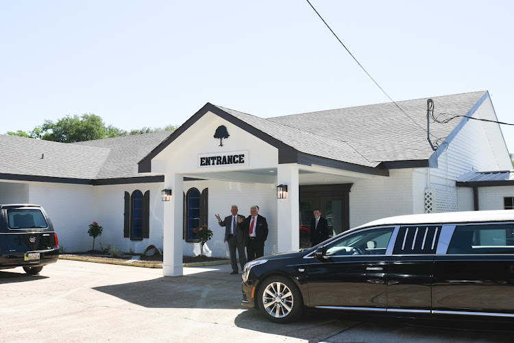 Reed-Riley Smith & Son’s Funeral Home Kinder Louisiana