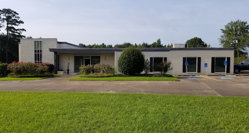 Funeral Services at Labby Memorial Funeral Home in DeRidder, Louisiana | FuneralHomes.fyi Labby Memorial Funeral Home DeRidder Louisiana