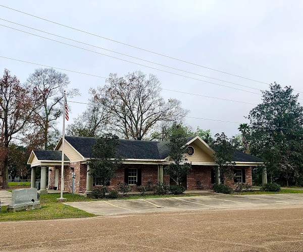 Funeral Services at Allen Parish Funeral Home in Oberlin, Louisiana | FuneralHomes.fyi Allen Parish Funeral Home Oberlin Louisiana